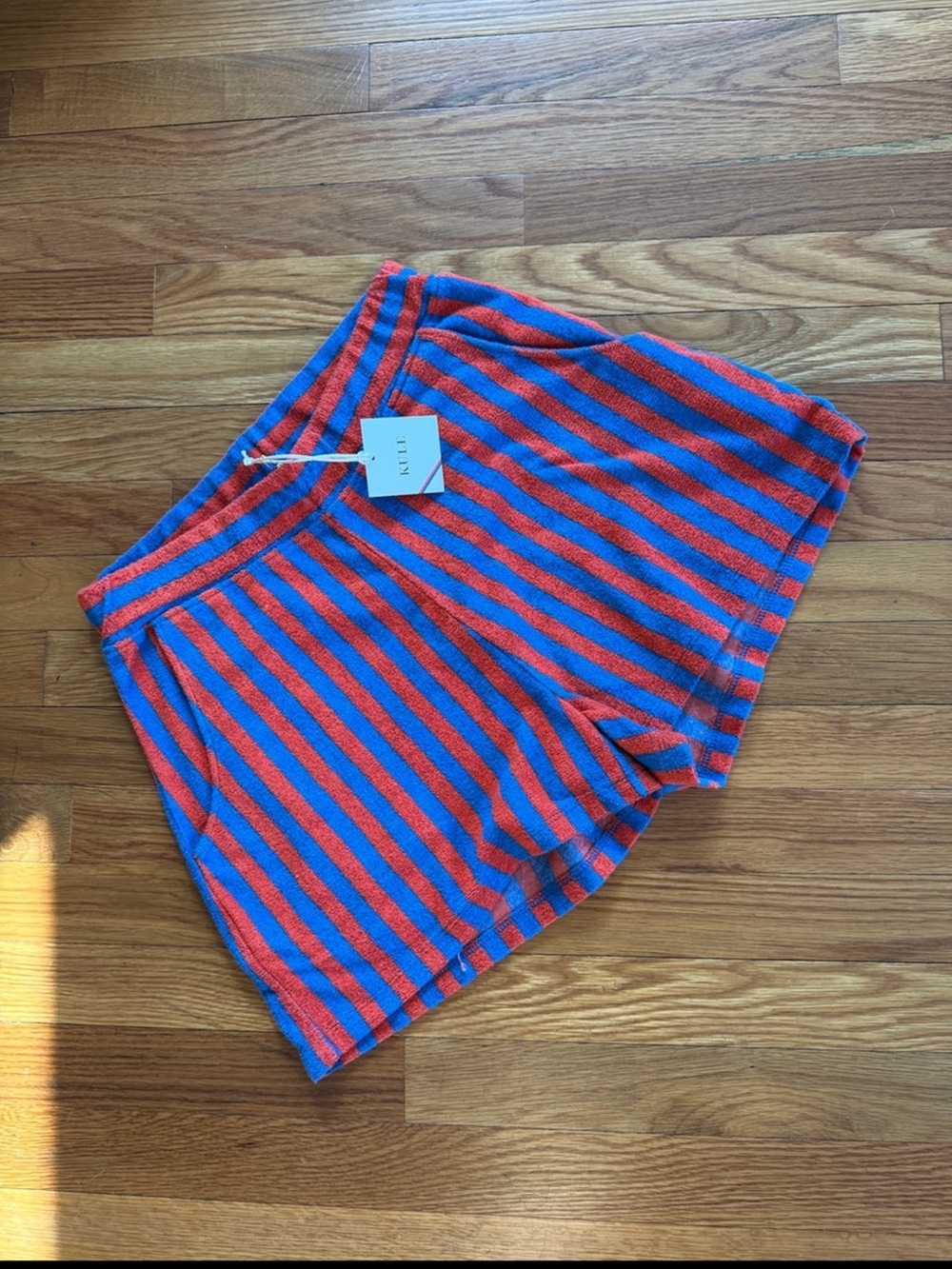 New KULE The Terry Venus Shorts Size L - Picture 5 of 7
